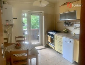 Apartament 3 camere Decomandat, Etajul 3, 70 mp, zona Girocului - ID V