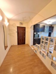 Apartament 3 camere decomandat Pitesti-Trivale, Etaj 2!