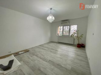 Apartament 3 camere, decomandat, renovat, centrala proprie, Aradului -
