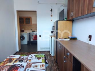 Apartament 3 camere decomandate 45 mpu balcon mobilat utilat Cisnadie