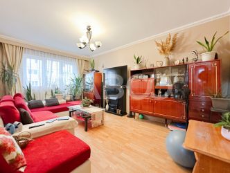 Apartament 3 camere decomandate si balcon zona Vasile Aaron Sibiu