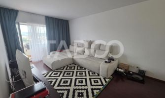 Apartament 3 camere decomnadat de vanzare 72 mp balcon 7 mp
