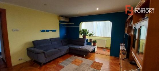 Apartament 3 camere, etaj 3 , P-ta Doina - V2207