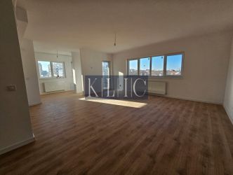 Apartament 3 camere FINALIZAT 65 mpu cu 1 balcon Doamna Stanca Sibiu