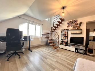 Apartament 3 camere la mansarda pe 2 nivele in Manastur cu lift