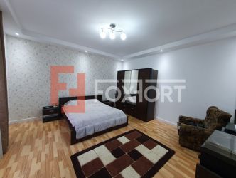 Apartament 3 camere mobilat si utilat, cu parcare, zona Sinaia