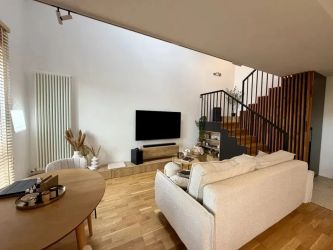 Apartament 3 camere Premium  pe 2 etaje - parcare + boxa - Centru Vech