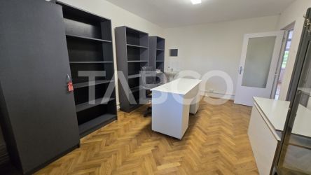 Apartament 3 camere pretabil birou cu 2 bai si bucatarie zona Zorilor 