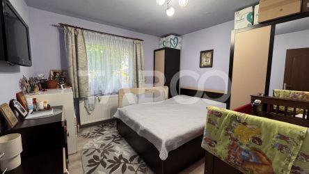 Apartament 3 camere si 2bai de inchiriat mobilat utilat 80mp Strand 