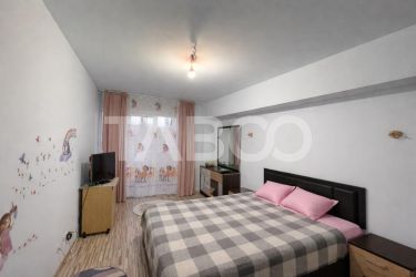 Apartament 3 camere si parcare de vanzare zona Edgar Quinet Manastur