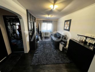 Apartament 3 camere si terasa inchisa de vanzare cartierul Manastur