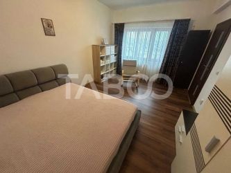 Apartament 4 camere de vanzare decomandat 110 mp zona Mihai Viteazul