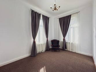 Apartament 4 camere, spațiul de activitate al firmei TALE de langa Pa