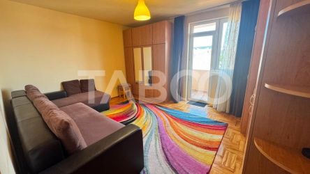 Apartament 50 mpu 4 mp balcon 2 camere decomandate de inchiriat Sibiu