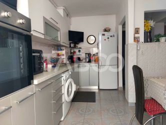 Apartament 62 mp 3 camere etaj 3 balcon pivnita Piata Noua Cisnadie