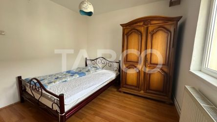 Apartament 65 mpu 3 camere pivnita 2 bai balcon  zona Turnisor Sibiu  