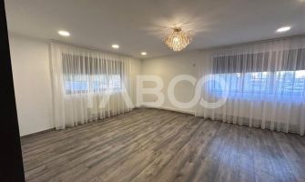 Apartament 91 mp 3 camere parter boxa demisol zona Rahovei Sibiu