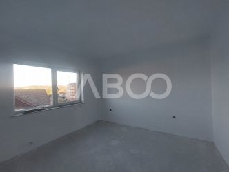 Apartament bloc nou 50mpu 2 camere 1 baie parter parcare privata Sebes