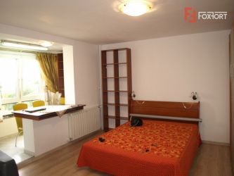 Apartament cu 1 camera, semidecomandat, de vanzare, zona Take Ionescu