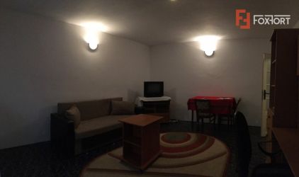 Apartament cu 2 camera, decomandat, de vanzare, zona Modern.