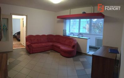 Apartament cu 2 camera, semidecomandat, de vanzare, zona Torontalului.