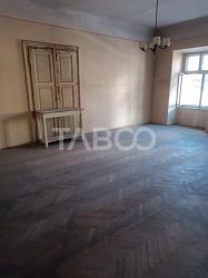Apartament cu 2 camere de inchiriat in centrul Clujului destinat birou