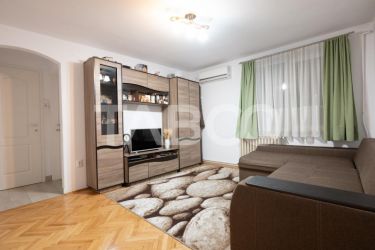 Apartament cu 2 camere de vanzare in Gheorgheni langa Piata Hermes 