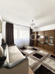 Apartament cu 2 camere de vanzare in Manastur in bloc izolat cu boxa