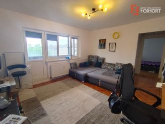 Apartament cu 2 camere de vanzare in zona Spitalul Judetean