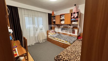 Apartament cu 2 camere de vanzare mobilat utilat  Broscarie Sibiu