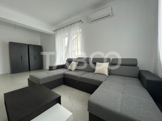 Apartament cu 2 camere decomadate nou de inchiriat in zona Selimbar