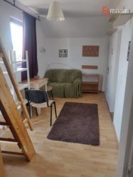 Apartament cu 2 camere, decomandat, de inchiriat, Calea Lipovei