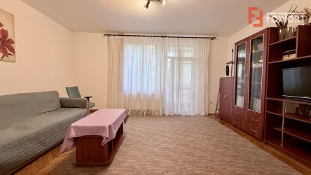 Apartament cu 2 camere, decomandat, de inchiriat, in Timisoara.