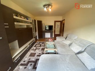 Apartament cu 2 camere, decomandat, de inchiriat, zona Lipovei.