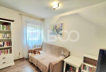 Apartament cu 2 camere decomandat de vanzare in Borhanci cu terasa