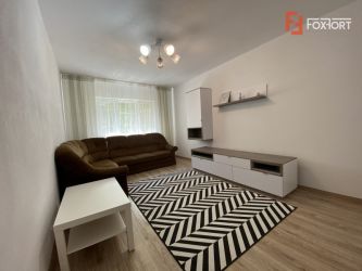 Apartament cu 2 camere, decomandat, de vanzare, zona Lipovei.