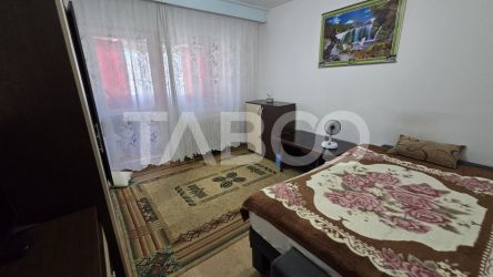 Apartament cu 2 camere decomandate de vanzare in Cartierul Strand I