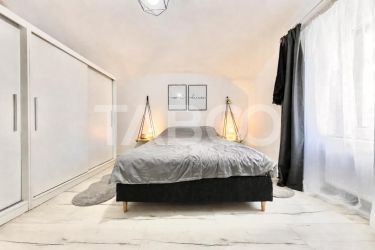 Apartament cu 2 camere modern in Centru la casa cu curte zona Platinia