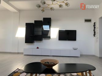 Apartament cu 2 camere, semidecomandat, de vanzare, in Dumbravita.