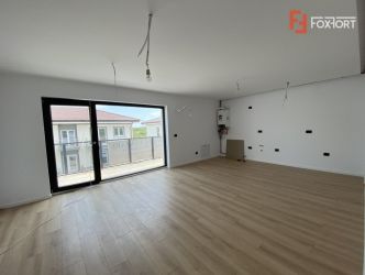 Apartament cu 2 camere, semidecomandat, de vanzare, în Ghiroda - ID V