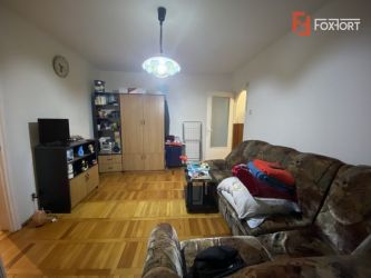 Apartament cu 2 camere, semidecomandat, de vanzare, in Timisoara.