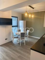Apartament cu 2 camere semidecomandat de vanzare in West City Tower