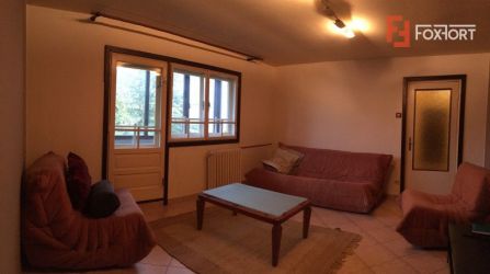 Apartament cu 2 camere, semidecomandat, de vanzare, zona Lipovei.