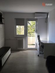 Apartament cu 2 camere, semidecomandat, de vanzare, zona Take Ionescu