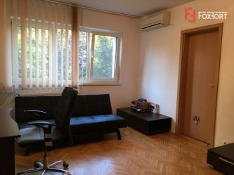 Apartament cu 2 camere, semidecomandat, de vanzare, zona Torontalului.