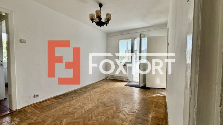 Apartament cu 3 camere + boxa, Zona Circumvalatiunii