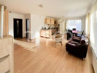 Apartament cu 3 camere cu parcare de vanzare cartierul Buna Ziua