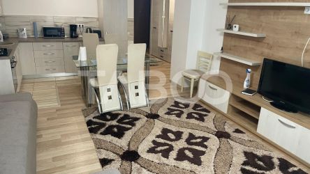 Apartament cu 3 camere de inchiriat decomandat zona Strand