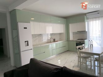 Apartament cu 3 camere de inchiriat, zona Dumbravita