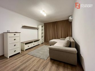 Apartament cu 3 camere de inchiriat zona Lipovei